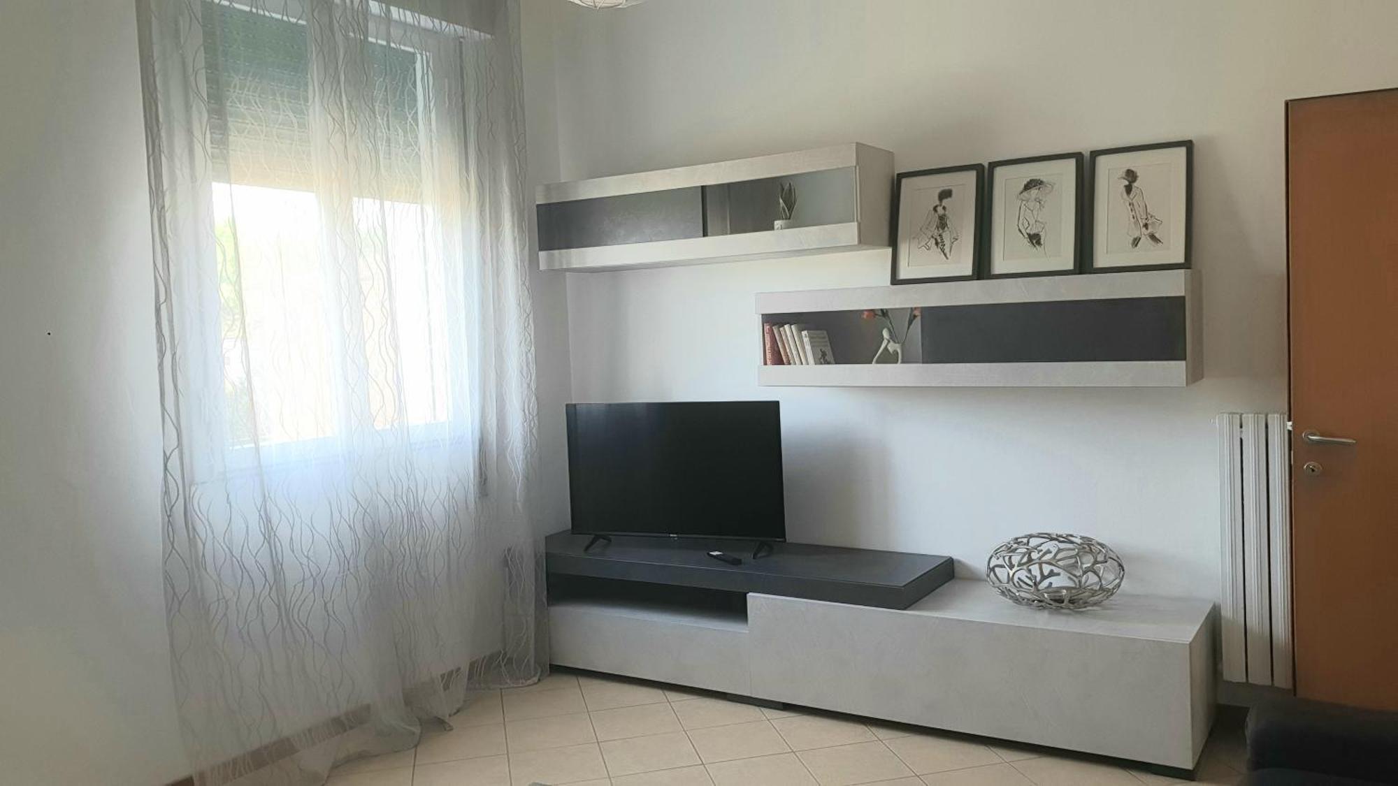"Casa Mafalda" Zona Stazione - Centro Storico - Teatro Con Parcheggio Interno Ίμολα Εξωτερικό φωτογραφία